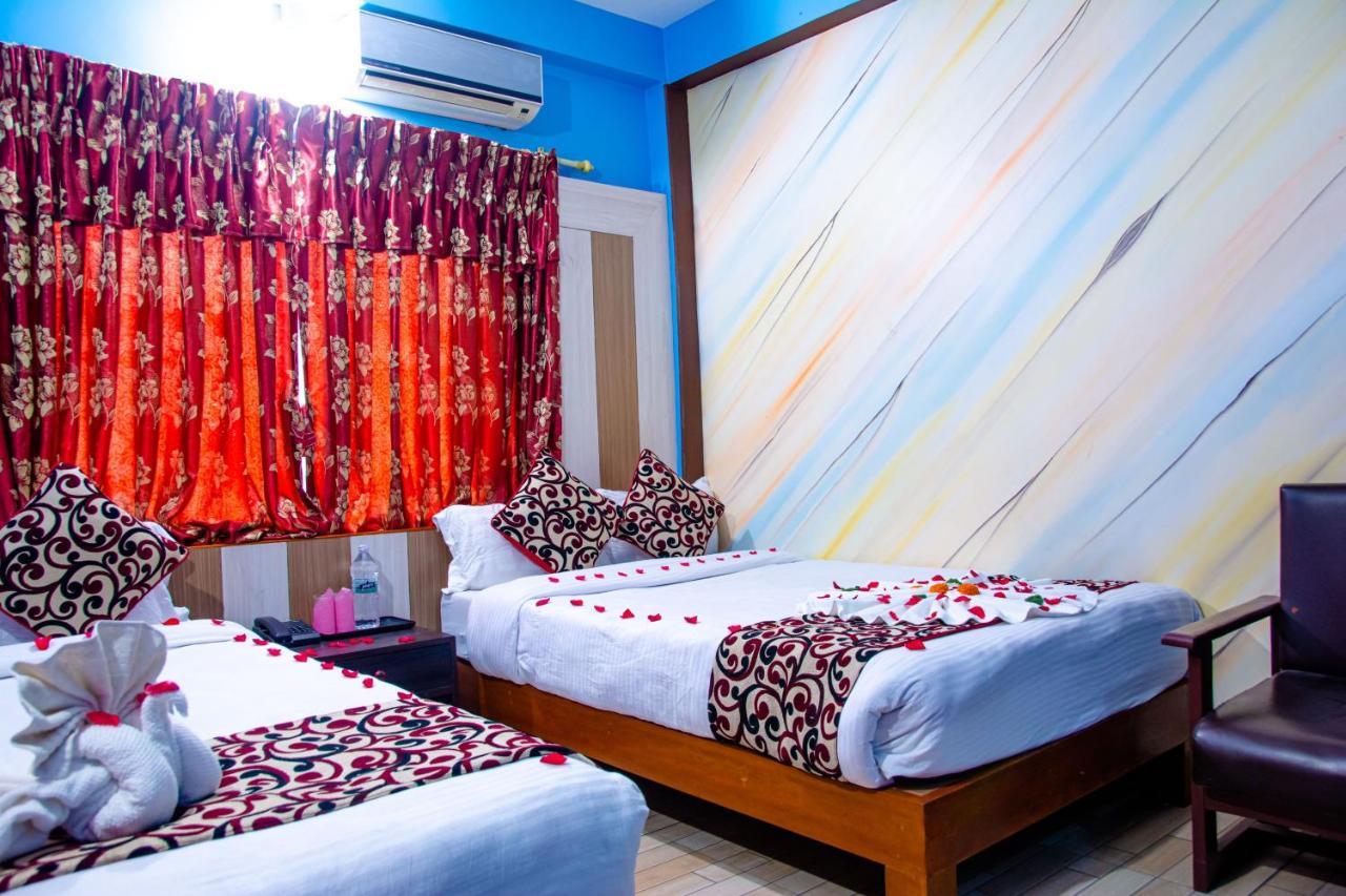 Hotel Middle Point Pvt Ltd Pokhara Zewnętrze zdjęcie