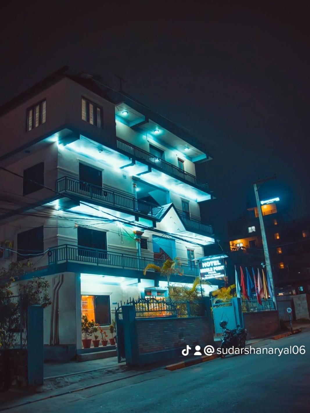 Hotel Middle Point Pvt Ltd Pokhara Zewnętrze zdjęcie